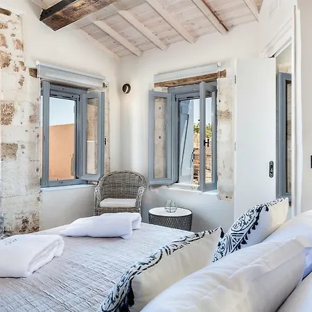 Aoria Estate Old Port Guest house 3*